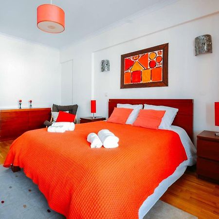 Fantastic Seaside Family Apartment With Pool Parede Dış mekan fotoğraf