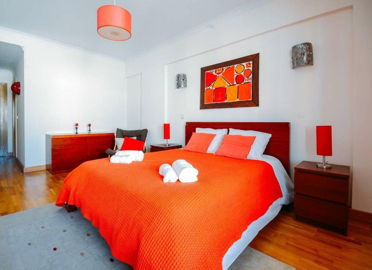 Fantastic Seaside Family Apartment With Pool Parede Dış mekan fotoğraf