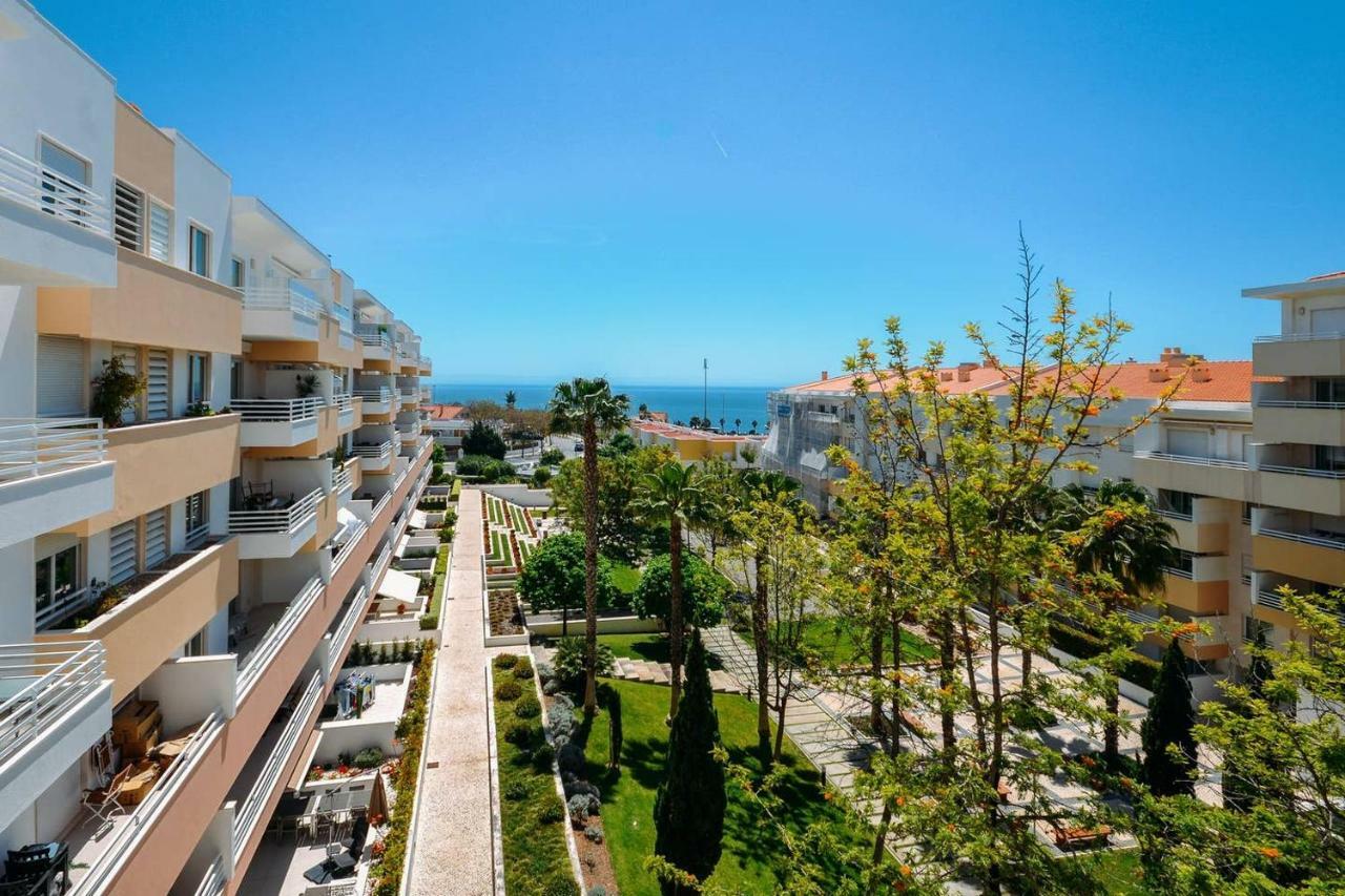 Fantastic Seaside Family Apartment With Pool Parede Dış mekan fotoğraf